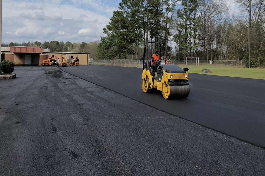 How Proper Asphalt Paving and Sealcoating Protect Your NJ Property